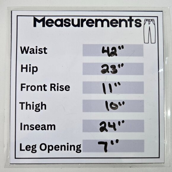 NWT Women’s Black Casual Capri Jeans – Size 42 - Picture 4 of 4